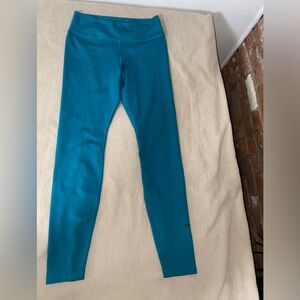 Nike Women’s Medium Teal Leggings